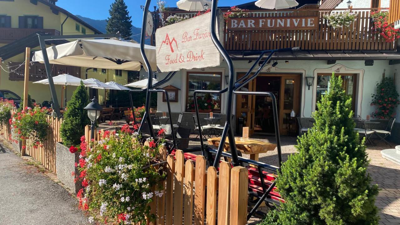 Casteluce Hotel Funivie Pinzolo Eksteriør bilde