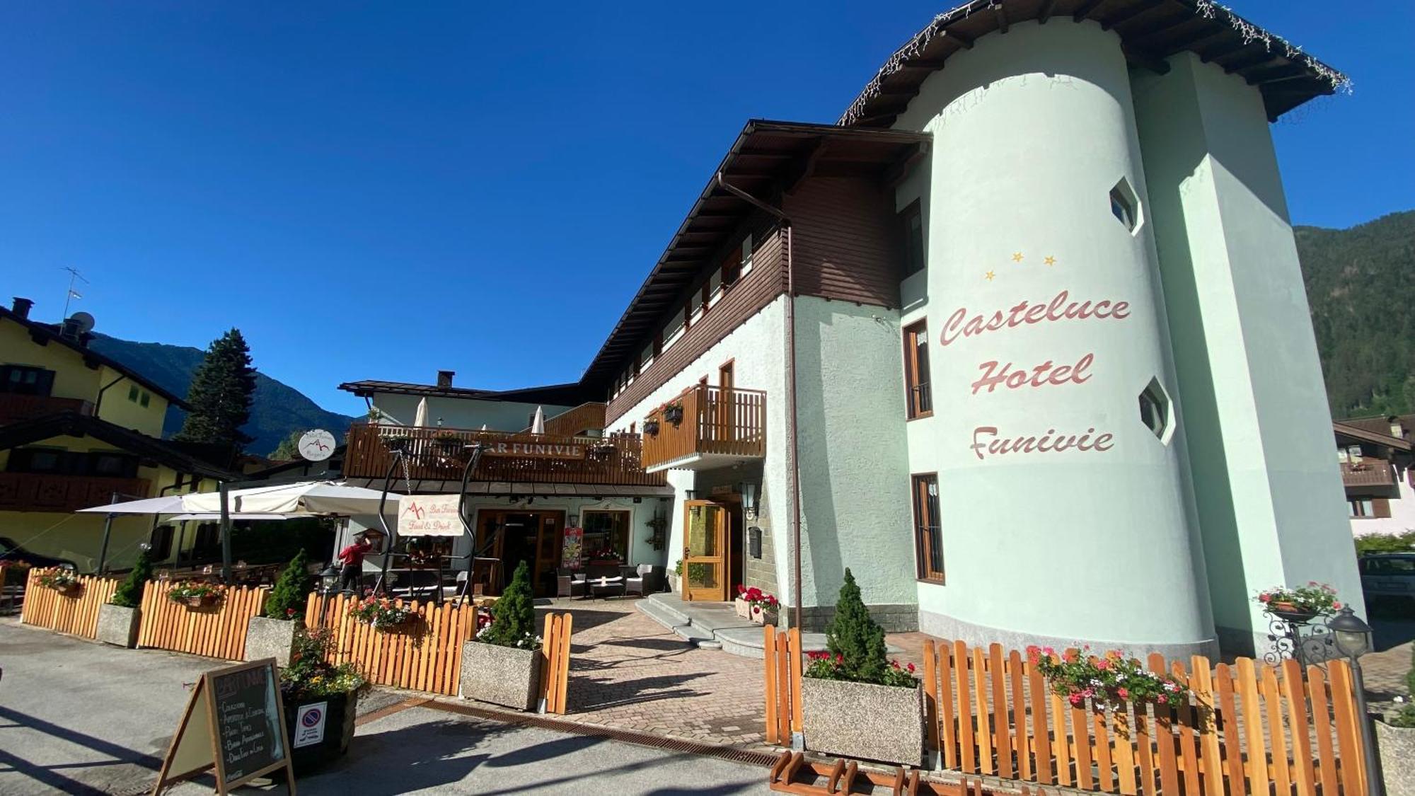 Casteluce Hotel Funivie Pinzolo Eksteriør bilde